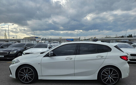BMW 1 серия, 2020 год, 2 140 000 рублей, 20 фотография