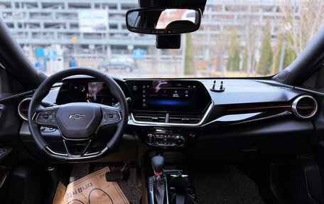 Chevrolet Trax, 2023 год, 1 860 000 рублей, 4 фотография