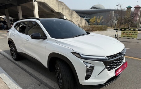 Chevrolet Trax, 2023 год, 1 980 000 рублей, 3 фотография