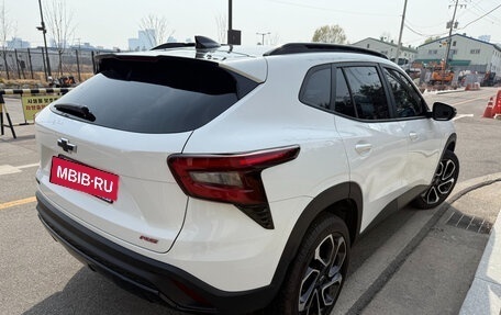 Chevrolet Trax, 2023 год, 1 980 000 рублей, 4 фотография