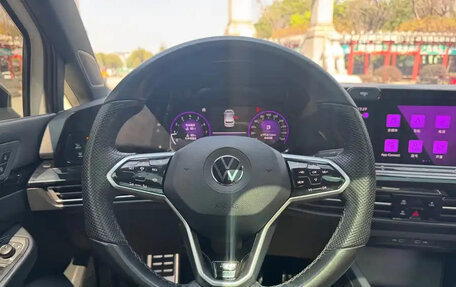 Volkswagen Golf VIII, 2022 год, 1 881 123 рублей, 15 фотография