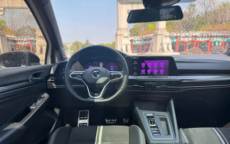 Volkswagen Golf VIII, 2022 год, 1 881 123 рублей, 14 фотография
