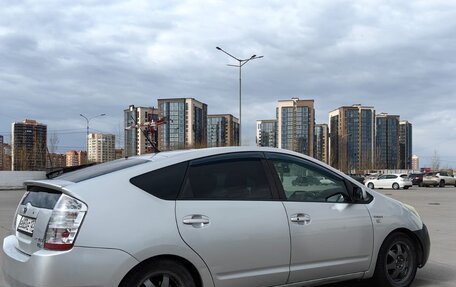 Toyota Prius, 2006 год, 670 000 рублей, 1 фотография