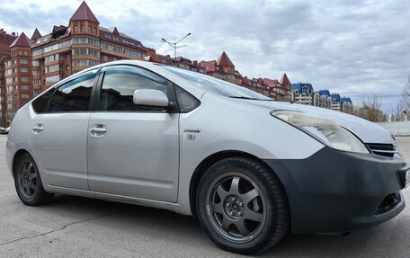 Toyota Prius, 2006 год, 670 000 рублей, 6 фотография
