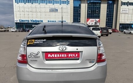 Toyota Prius, 2006 год, 670 000 рублей, 9 фотография
