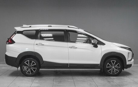 Mitsubishi Xpander, 2022 год, 2 499 000 рублей, 5 фотография