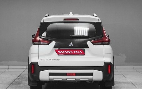 Mitsubishi Xpander, 2022 год, 2 499 000 рублей, 4 фотография