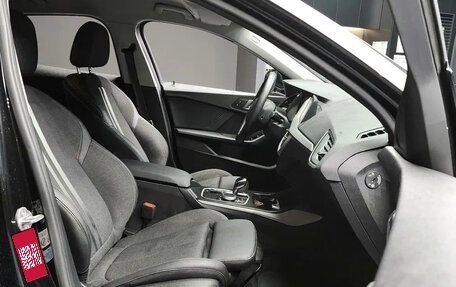 BMW 1 серия, 2021 год, 1 800 000 рублей, 6 фотография