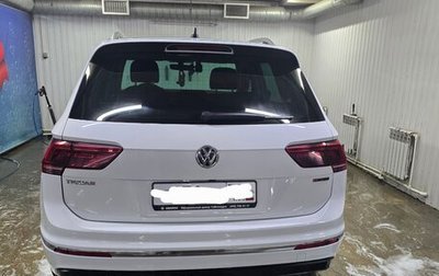 Volkswagen Tiguan II, 2018 год, 2 550 000 рублей, 1 фотография