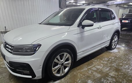 Volkswagen Tiguan II, 2018 год, 2 550 000 рублей, 2 фотография