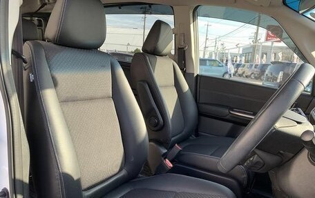 Honda Freed II, 2022 год, 1 290 999 рублей, 13 фотография