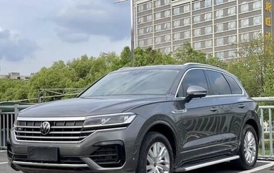 Volkswagen Touareg III, 2021 год, 4 000 200 рублей, 1 фотография