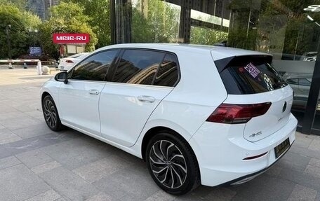 Volkswagen Golf VIII, 2022 год, 1 630 442 рублей, 6 фотография
