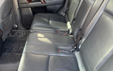 Toyota Land Cruiser Prado 150 рестайлинг 2, 2016 год, 3 800 000 рублей, 19 фотография