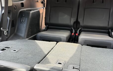 Toyota Land Cruiser Prado 150 рестайлинг 2, 2016 год, 3 800 000 рублей, 35 фотография