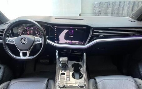 Volkswagen Touareg III, 2021 год, 4 000 200 рублей, 9 фотография