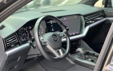 Volkswagen Touareg III, 2021 год, 4 000 200 рублей, 7 фотография