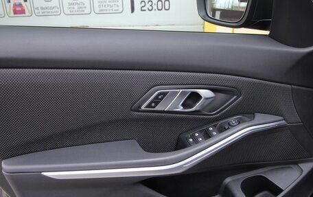 BMW 3 серия, 2019 год, 2 745 000 рублей, 19 фотография