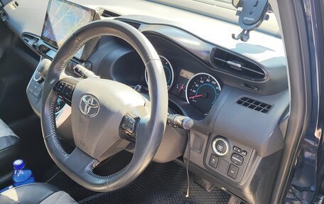 Toyota Wish II, 2010 год, 1 550 000 рублей, 5 фотография