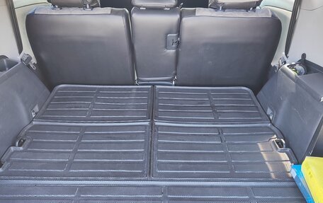 Toyota Wish II, 2010 год, 1 550 000 рублей, 12 фотография
