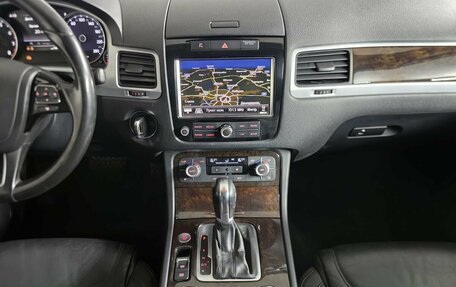 Volkswagen Touareg III, 2013 год, 1 595 000 рублей, 11 фотография