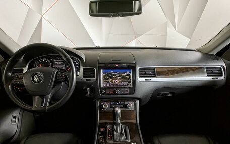 Volkswagen Touareg III, 2013 год, 1 595 000 рублей, 10 фотография