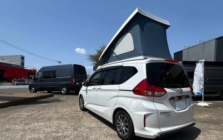 Honda Freed II, 2022 год, 1 335 000 рублей, 7 фотография