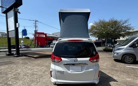 Honda Freed II, 2022 год, 1 335 000 рублей, 6 фотография