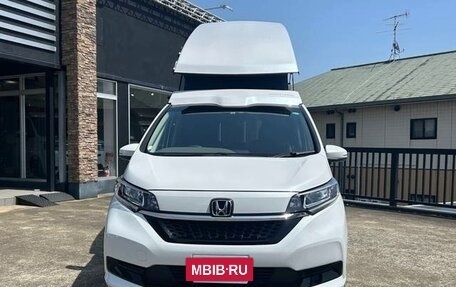 Honda Freed II, 2022 год, 1 335 000 рублей, 2 фотография