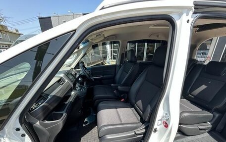 Honda Freed II, 2022 год, 1 335 000 рублей, 25 фотография