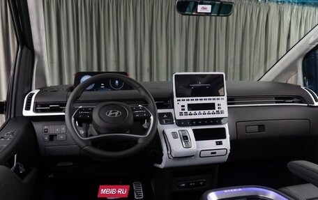 Hyundai Staria, 2025 год, 8 090 000 рублей, 6 фотография