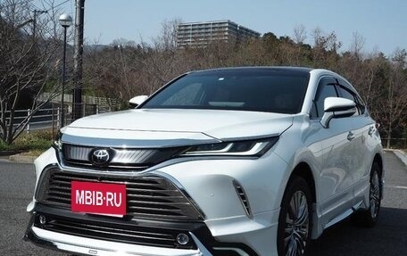 Toyota Harrier, 2022 год, 2 540 000 рублей, 3 фотография