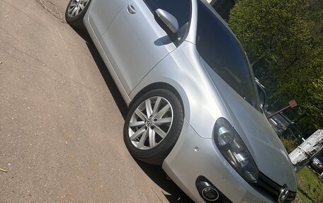 Volkswagen Golf VI, 2010 год, 1 300 000 рублей, 4 фотография