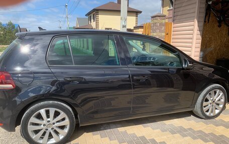 Volkswagen Golf VI, 2009 год, 850 000 рублей, 2 фотография