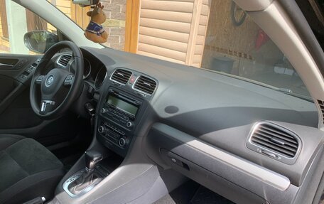Volkswagen Golf VI, 2009 год, 850 000 рублей, 11 фотография