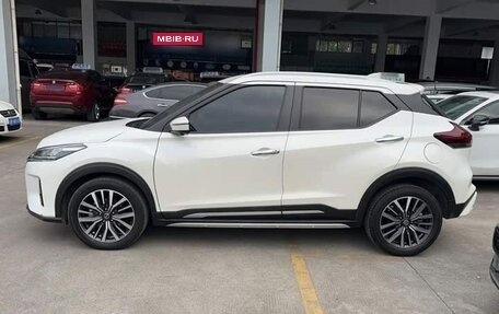 Nissan Kicks I, 2022 год, 1 850 000 рублей, 4 фотография