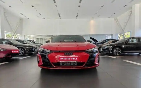 Audi RS e-tron GT, 2023 год, 8 888 888 рублей, 1 фотография