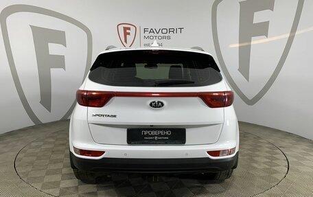 KIA Sportage IV рестайлинг, 2017 год, 1 900 000 рублей, 3 фотография