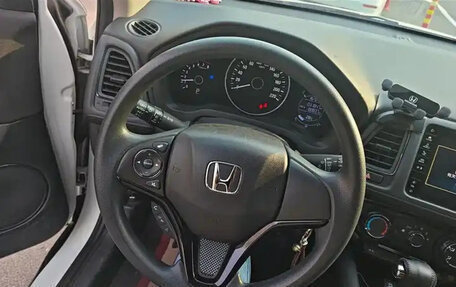 Honda Vezel, 2021 год, 1 700 111 рублей, 8 фотография