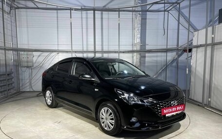 Hyundai Solaris II рестайлинг, 2021 год, 1 699 000 рублей, 3 фотография