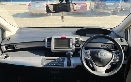 Honda Freed I, 2011 год, 1 300 000 рублей, 7 фотография