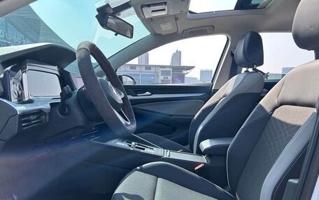 Volkswagen Golf VIII, 2022 год, 1 760 000 рублей, 7 фотография