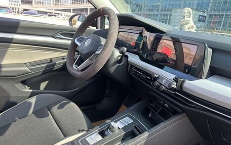 Volkswagen Golf VIII, 2022 год, 1 760 000 рублей, 11 фотография