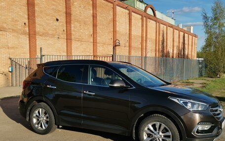 Hyundai Santa Fe III рестайлинг, 2017 год, 2 390 000 рублей, 2 фотография