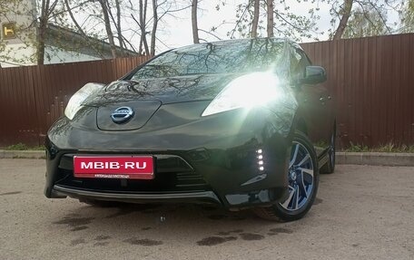 Nissan Leaf I, 2014 год, 890 000 рублей, 1 фотография