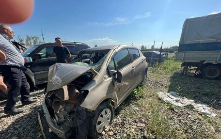 Toyota Vitz, 2014 год, 250 000 рублей, 1 фотография