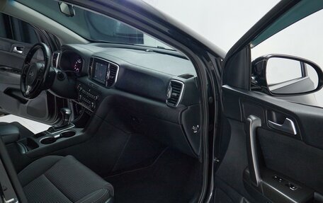 KIA Sportage IV рестайлинг, 2017 год, 1 985 000 рублей, 10 фотография