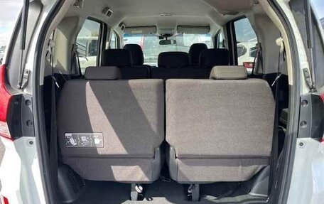 Honda Freed II, 2020 год, 1 340 000 рублей, 10 фотография