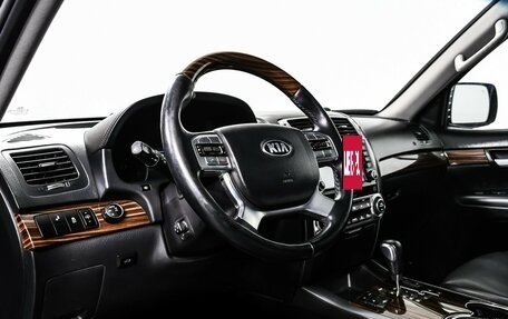 KIA Mohave I, 2017 год, 2 877 000 рублей, 13 фотография