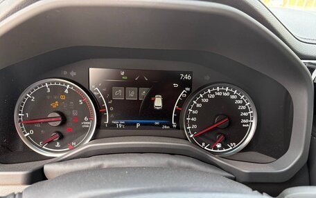 Toyota Land Cruiser, 2024 год, 14 700 000 рублей, 8 фотография